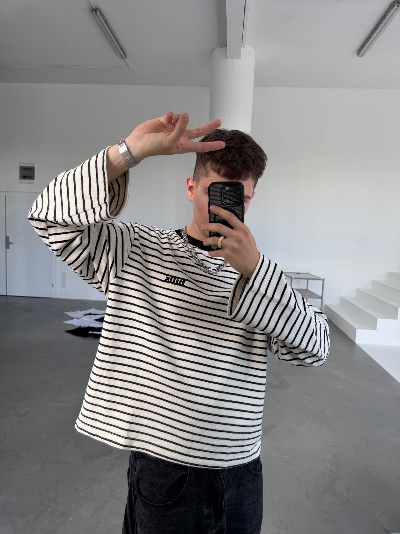 BASIC LONGSLEEVE (cream/black)