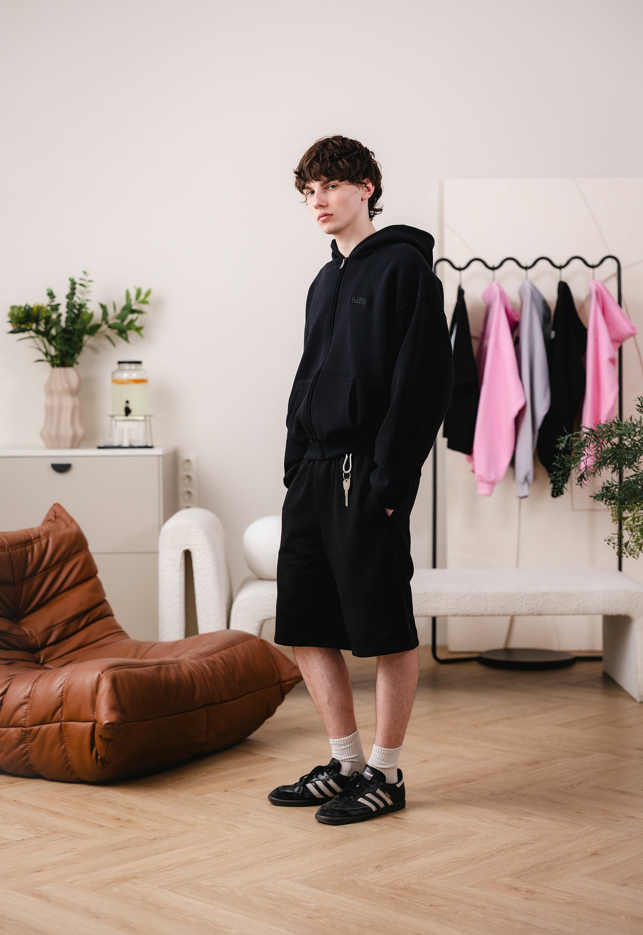 BASIC ZIP HOODIE (black)