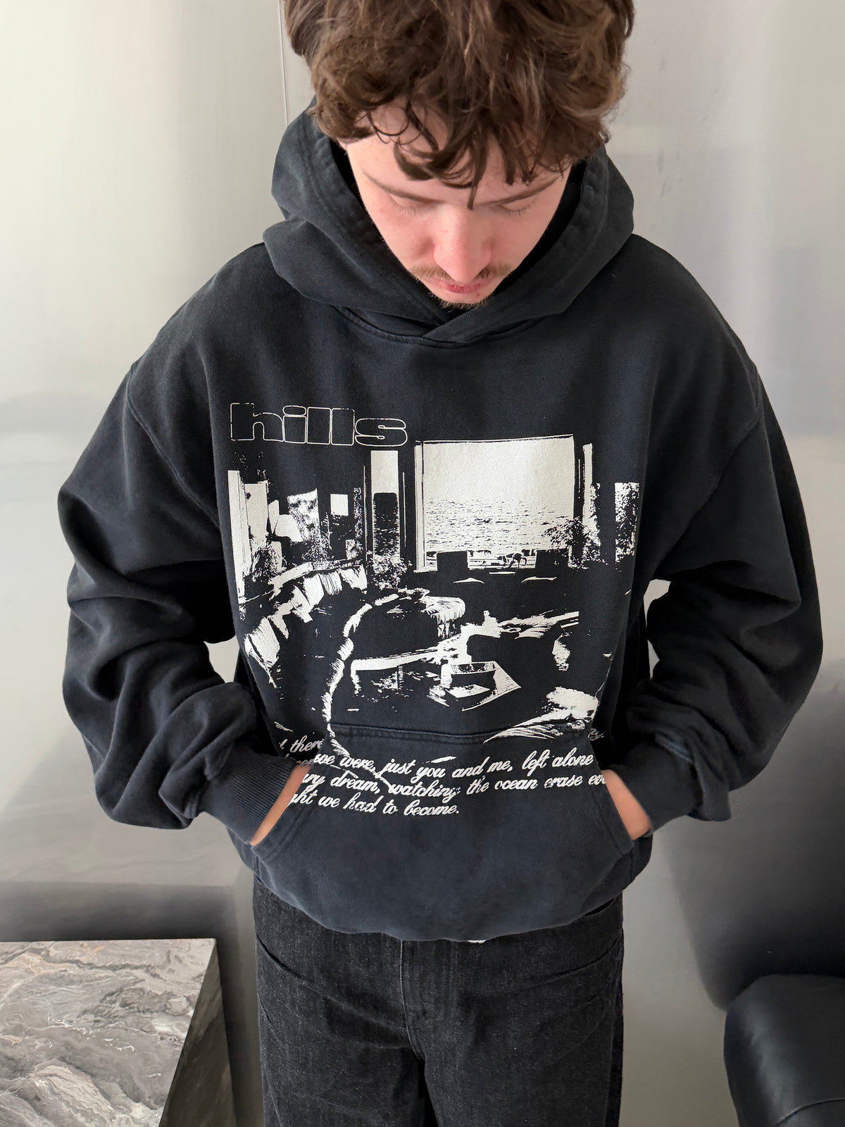 INTERIOR HOODIE (washed black)