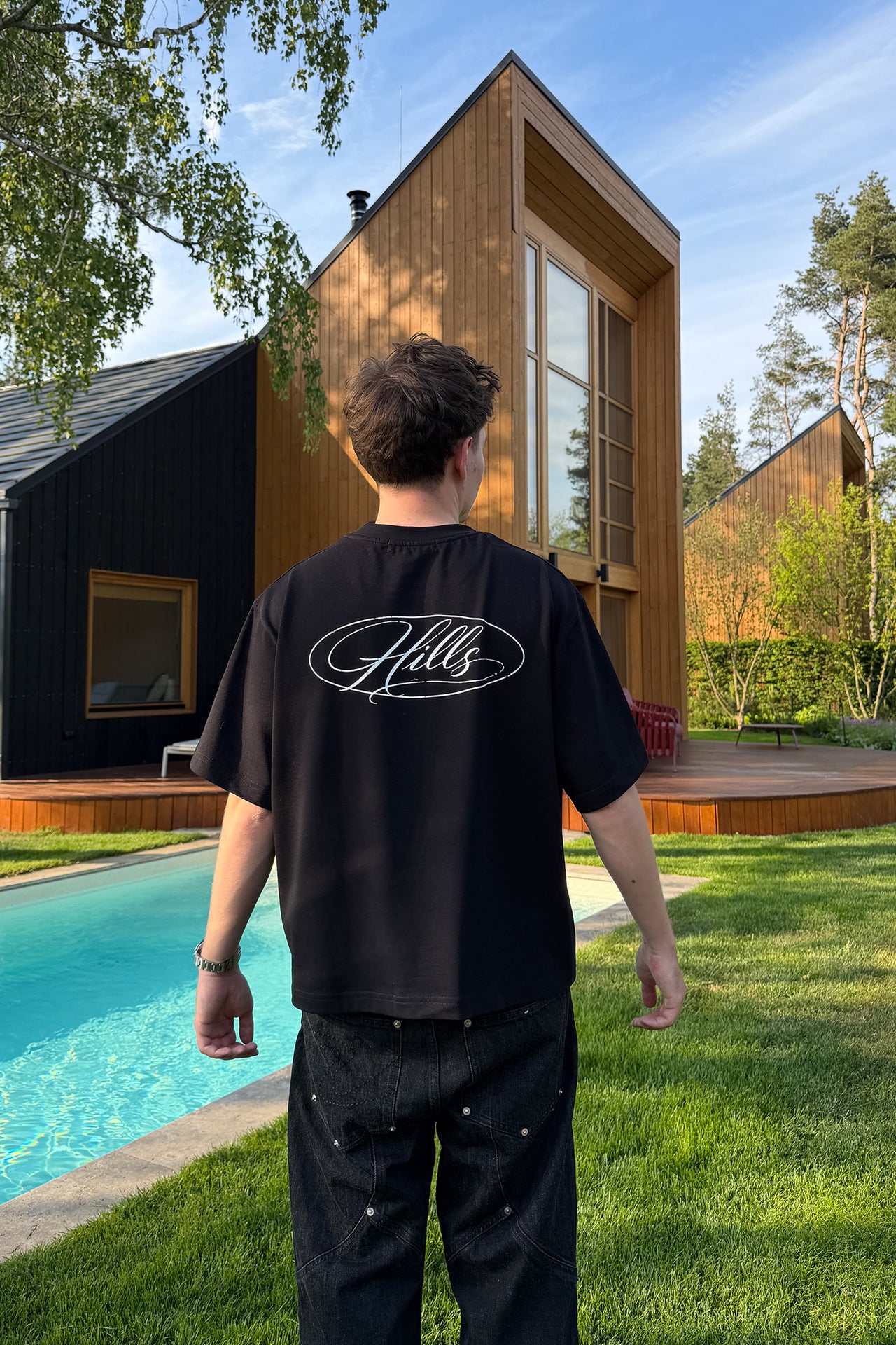 SCRIPT TEE (black)